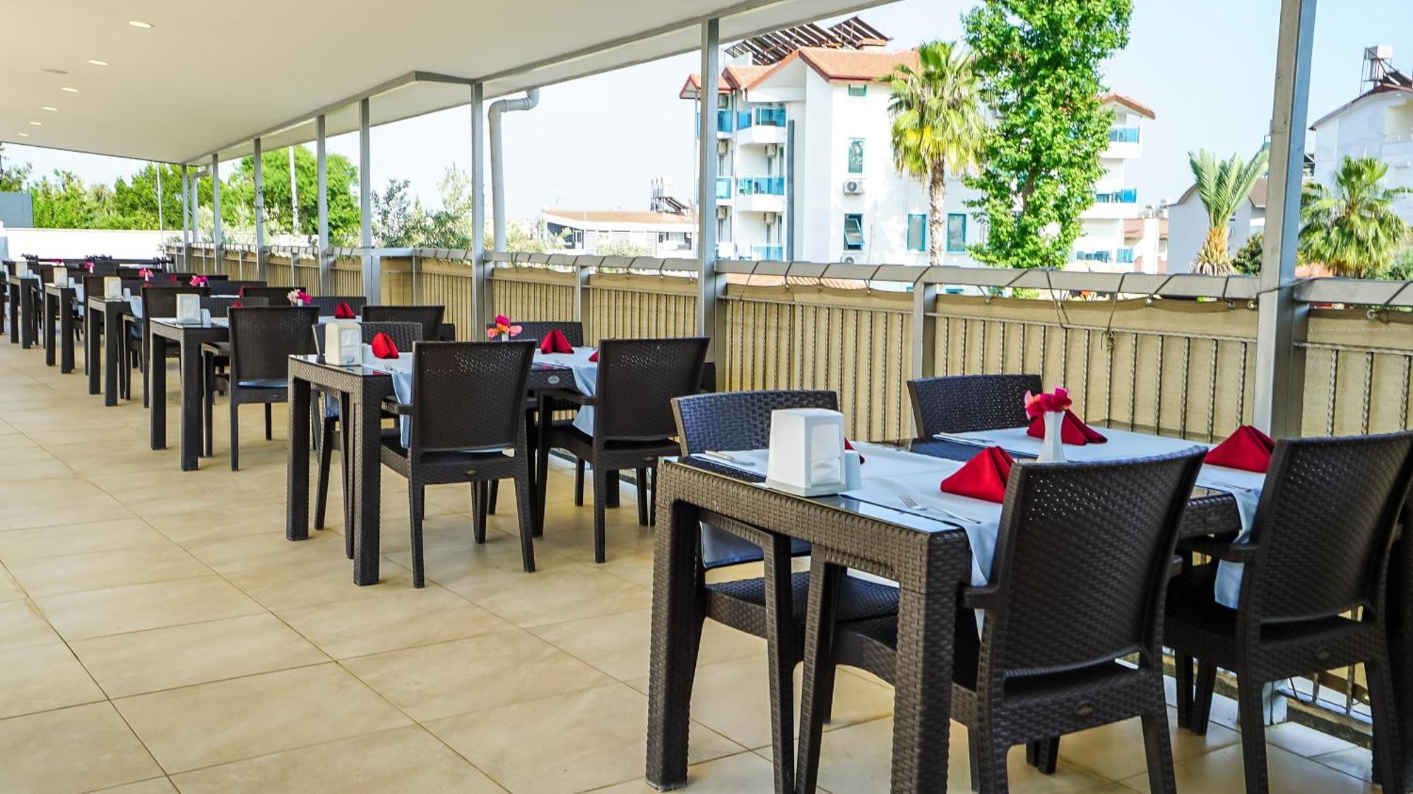 Catty Cats Garden Hotel Side Esterno foto
